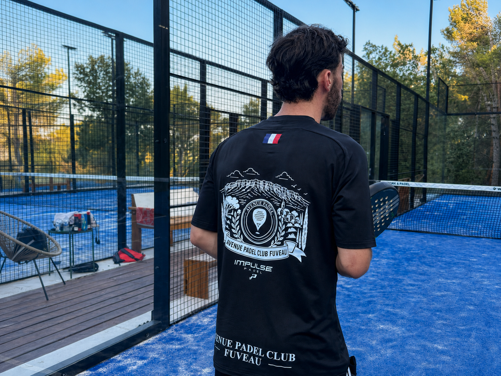 T-shirt personnalisé Avenue Padel Club Fuveau créé par Impulse Padel