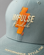 Détail broderie avant Casquette Technique Sunrise Impulse Padel